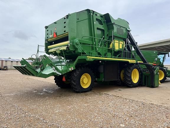Image of John Deere CP770 equipment image 2