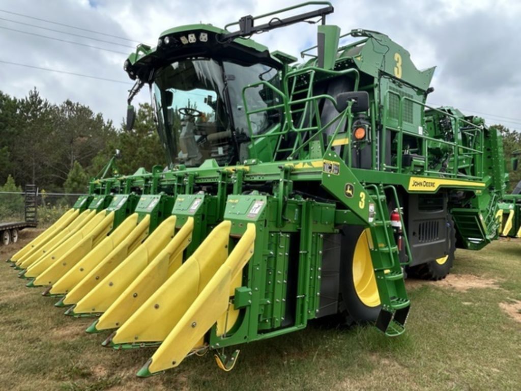 2022 John Deere CP770 Equipment Image0