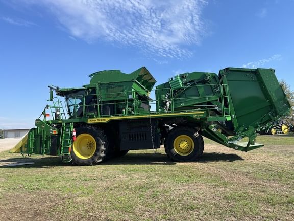 2022 John Deere CP770 Equipment Image0