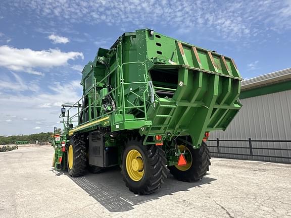 Image of John Deere CP770 equipment image 4