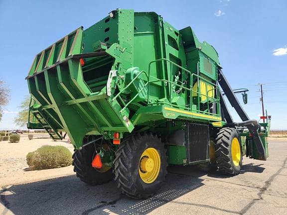 Image of John Deere CP770 equipment image 4