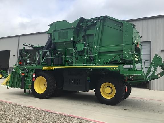 Image of John Deere CP770 equipment image 3