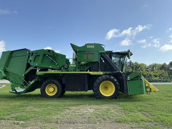 Image of John Deere CP770 equipment image 3