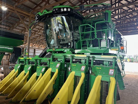 Image of John Deere CP770 equipment image 4
