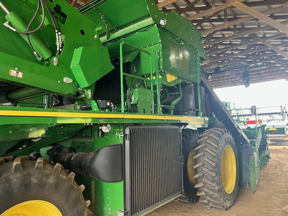 Image of John Deere CP770 equipment image 3