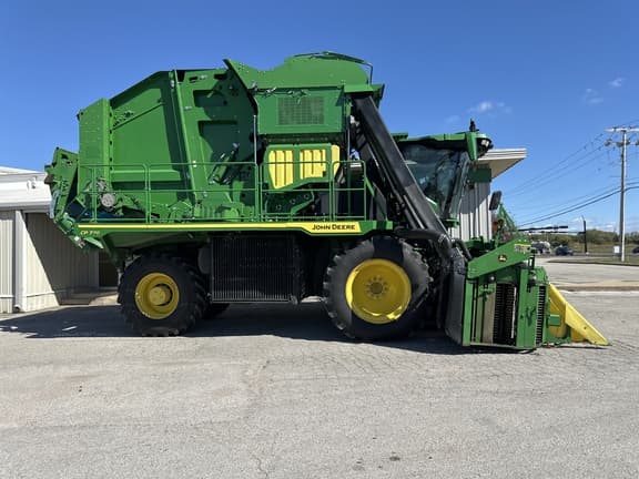 Image of John Deere CP770 equipment image 1