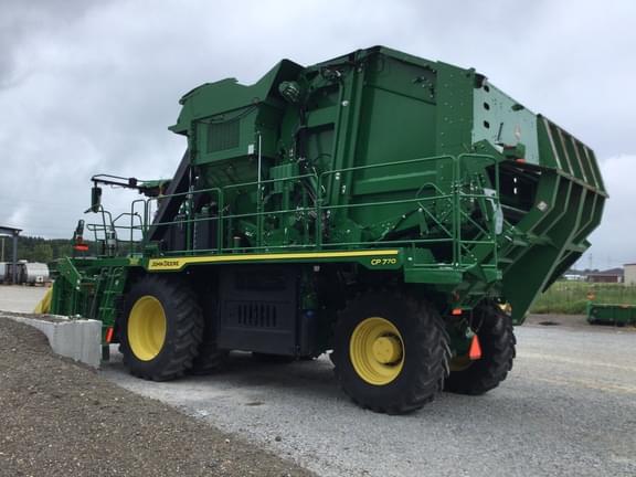 Image of John Deere CP770 equipment image 4
