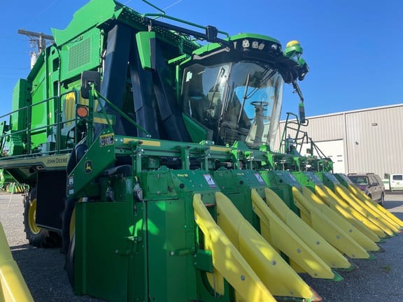 Main image John Deere CP770