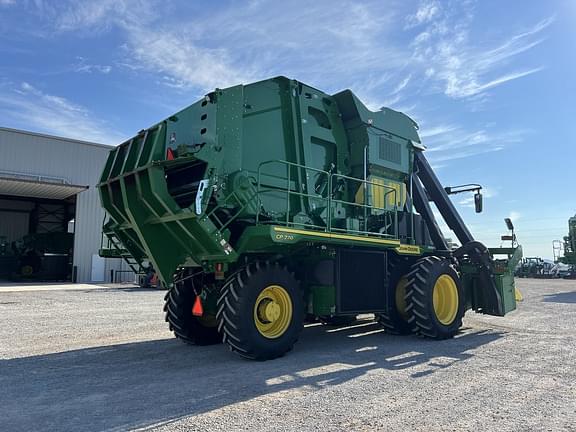 Image of John Deere CP770 equipment image 4