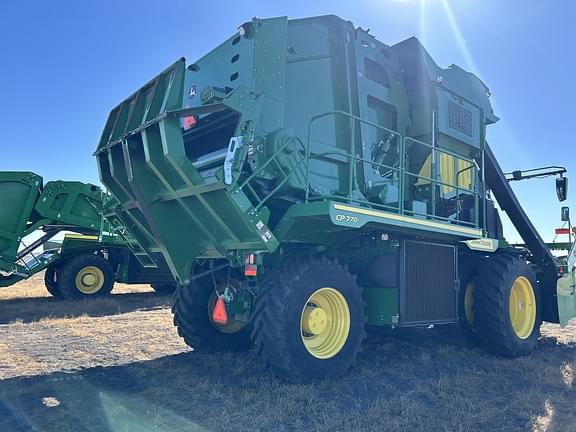 Image of John Deere CP770 equipment image 1