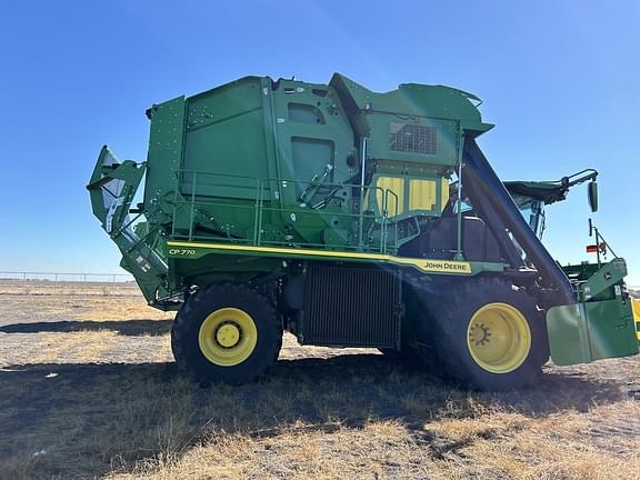 Image of John Deere CP770 equipment image 2