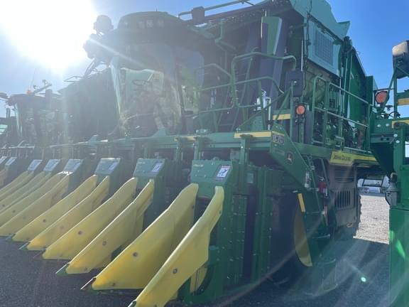 Image of John Deere CP770 equipment image 1