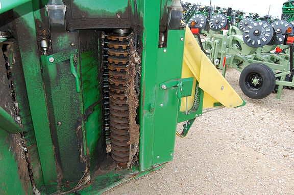 Image of John Deere CP770 equipment image 4