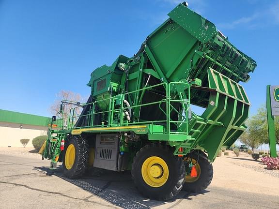 Image of John Deere CP770 equipment image 2