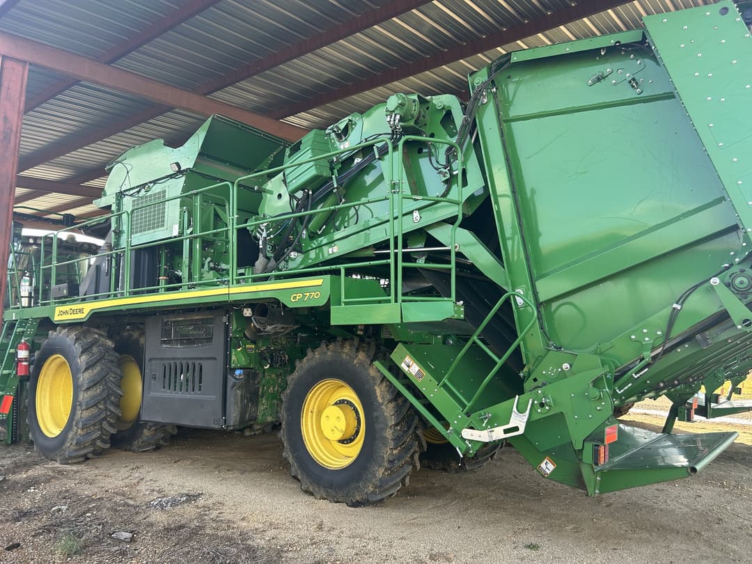 Image of John Deere CP770 Image 1