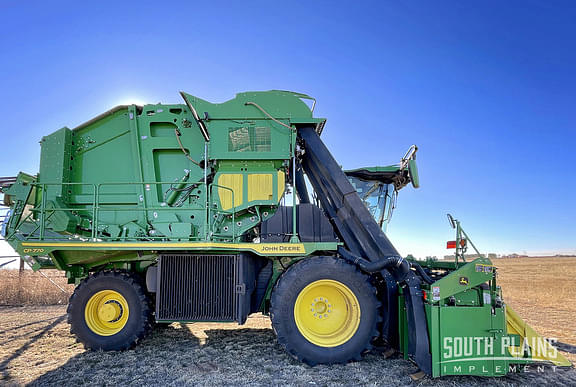 Image of John Deere CP770 equipment image 1