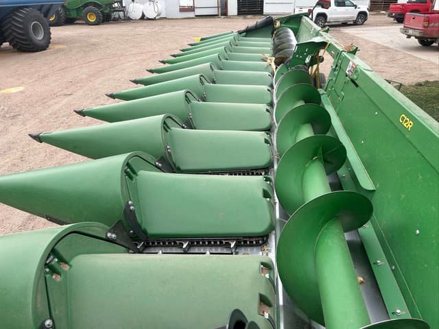 Image of John Deere C12R equipment image 3