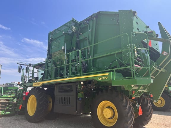 Main image John Deere CS770