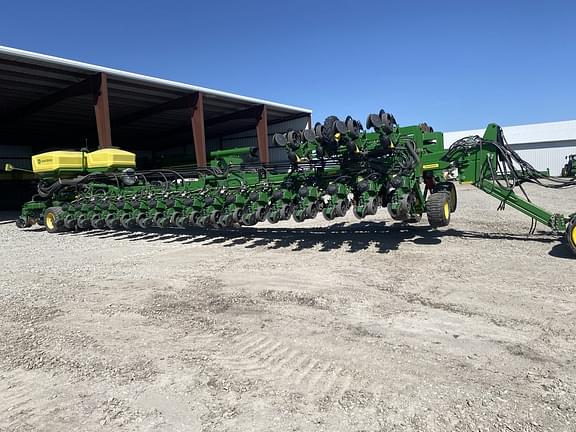 Image of John Deere DB120 equipment image 1
