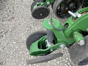 Main image John Deere DB120 28