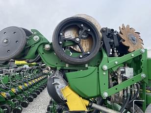 Main image John Deere DB120 30