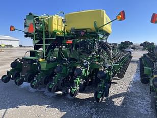 Main image John Deere DB120 6