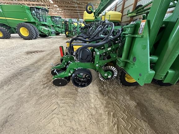 Image of John Deere DB60 equipment image 4