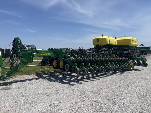 Main image John Deere DB60