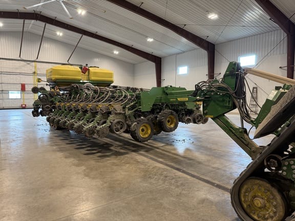 2022 John Deere DB60 Image