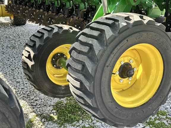 Image of John Deere DB60 equipment image 3