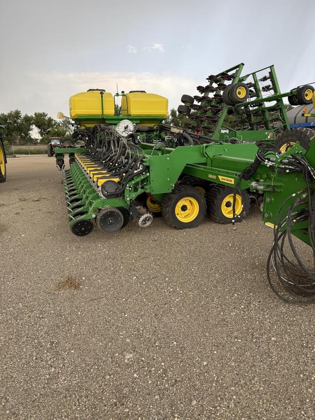 Image of John Deere DB60 equipment image 1