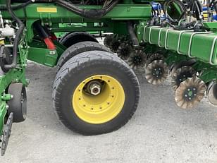 Main image John Deere DB60 11