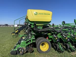 Main image John Deere DB60 6