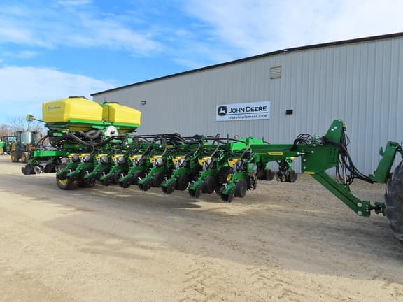 Image of John Deere DB60 equipment image 2