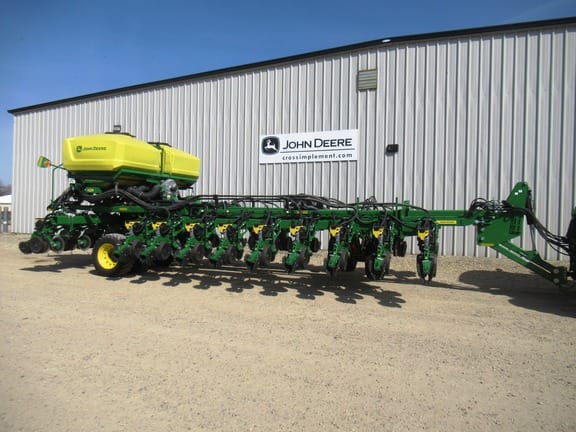 2022 John Deere DB60 Equipment Image0