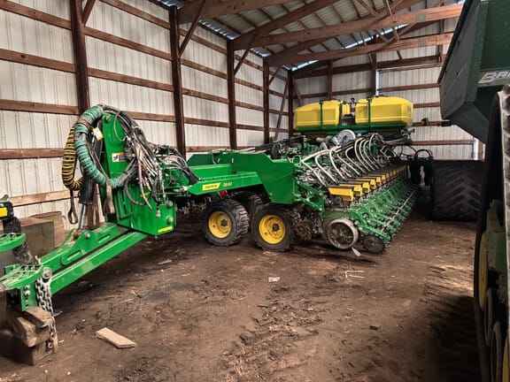 2022 John Deere DB60 Equipment Image0