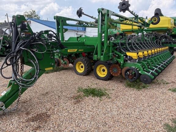 Image of John Deere DB60 Primary image