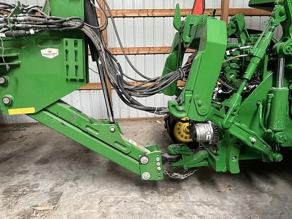 Image of John Deere DB60 equipment image 1