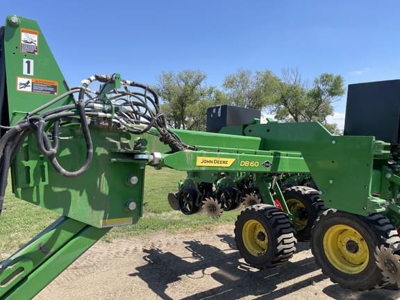Image of John Deere DB60 equipment image 3
