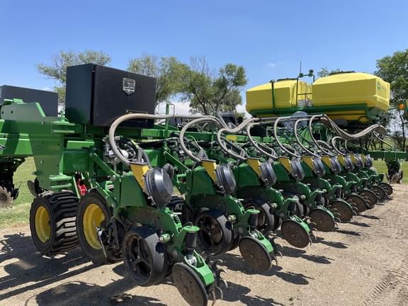 Image of John Deere DB60 equipment image 4