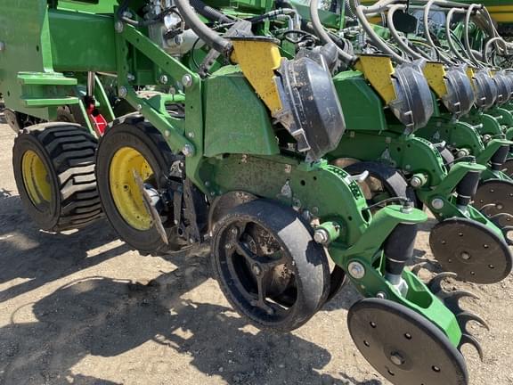 Image of John Deere DB60 equipment image 3