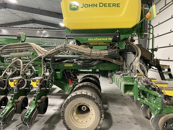 Image of John Deere DB60 equipment image 4