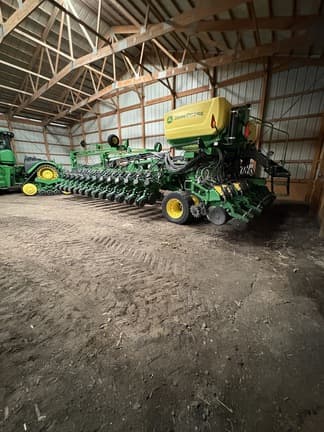 Image of John Deere DB60 equipment image 3