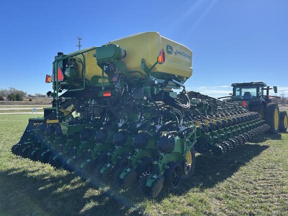 Image of John Deere DB60 equipment image 4