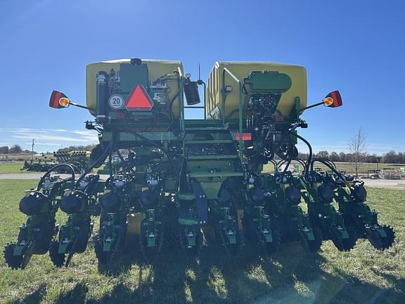Image of John Deere DB60 equipment image 3