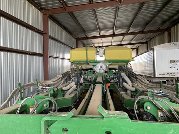 Image of John Deere DB60 equipment image 2