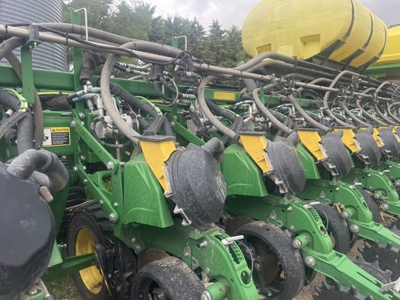 2022 John Deere DB66 Equipment Image0