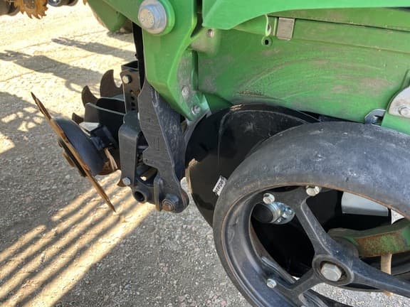 Image of John Deere DB90 equipment image 4