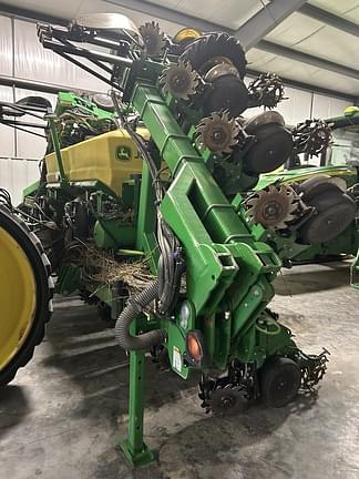 Image of John Deere DR16X Primary image