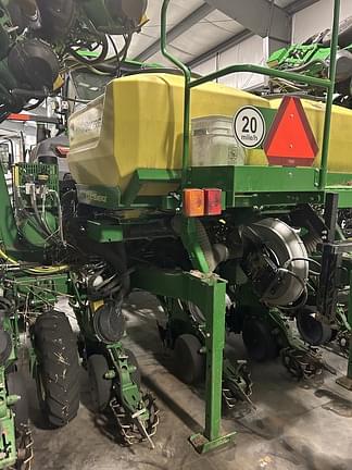 Image of John Deere DR16X equipment image 2